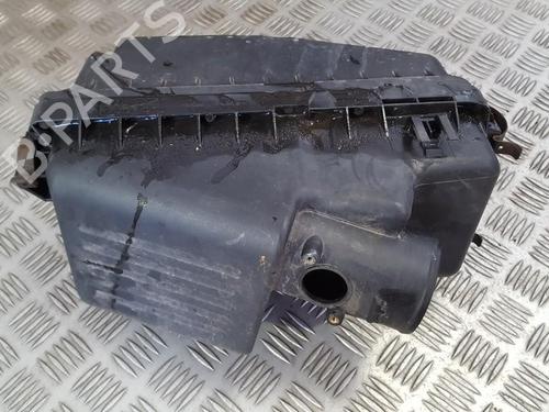 Used Air filter box Air filter box TOYOTA AVENSIS (_T25_) 2.0 D-4D (CDT250_, CDT250R) (116 hp) 35689559 35689559