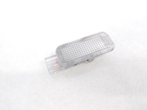 Used Interior roof light Interior roof light AUDI A4 B5 (8D2) 1.6 (100 hp) 35496235 35496235