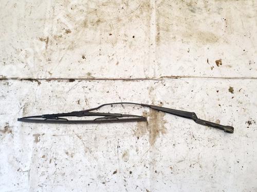 Used Front windshield wiper arm Front windshield wiper arm VW VENTO (1H2) 1.8 (75 hp) 32885389 32885389