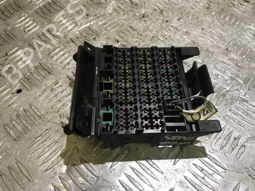 Used Fuse box Fuse box OPEL OMEGA B (V94) 2.5 DTI (F69, M69, P69) (150 hp) 33489224 33489224