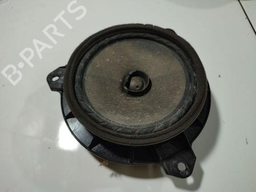 speaker-toyota-yaris-_p9_-2005-2006-2007-2008-2009-2010-2011-2012-2013-2014-32557101 main image