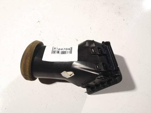 Used Air vent VOLVO S60 I (384) D5 (163 hp) 32573557