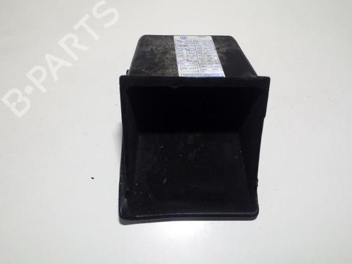 Used Glove box Glove box TOYOTA AVENSIS VERSO (_M2_) 2.0 D (CLM20_, CLM20R) (116 hp) 35713159 35713159