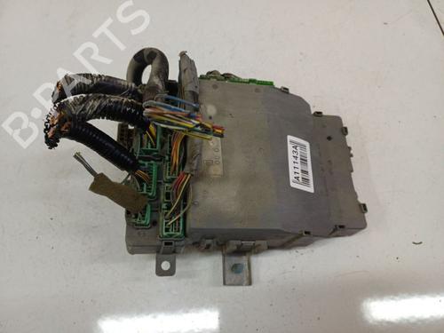 Used Fuse box Fuse box HONDA ACCORD VII (CL, CN) 2.2 i-CTDi (CN1) (140 hp) 32532155 32532155