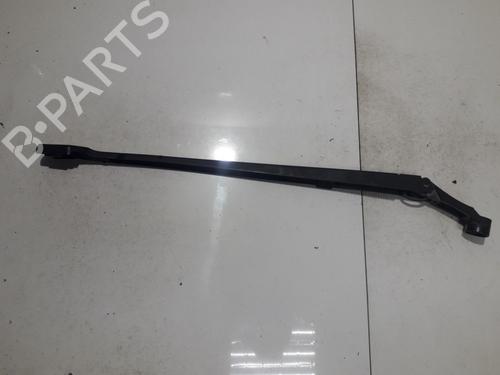 Used Front windshield wiper arm Front windshield wiper arm 33517801 33517801