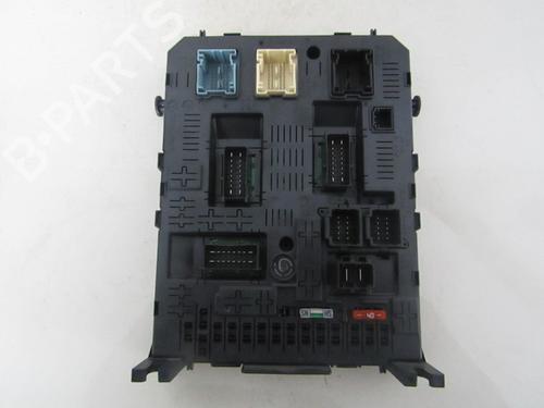 Used Fuse box Fuse box PEUGEOT 3008 I MPV (0U_) 1.6 HDi (109 hp) 33516395 33516395