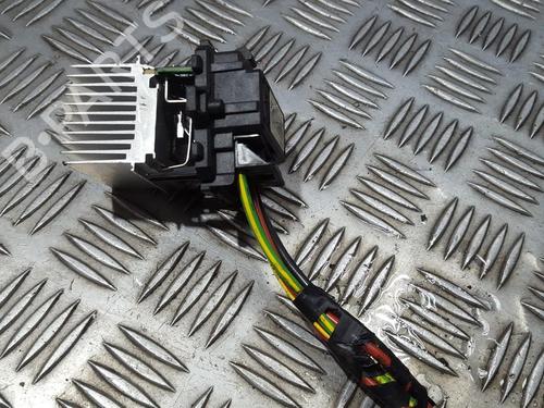 Used Heater resistor Heater resistor PEUGEOT 208 I (CA_, CC_) 1.2 VTI 82 (82 hp) 35703170 35703170
