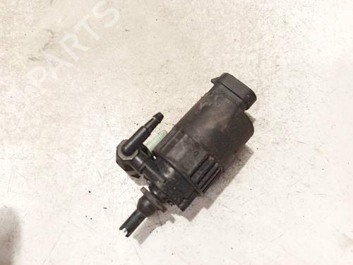 Used Washer pump Washer pump RENAULT MEGANE I (BA0/1_) 1.6 i (BA0L) (75 hp) 34881452 34881452