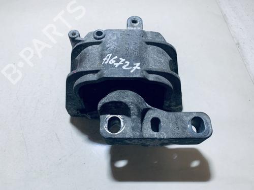 Used Engine mount Engine mount VW GOLF V (1K1) 1.6 (102 hp) 33082628 33082628