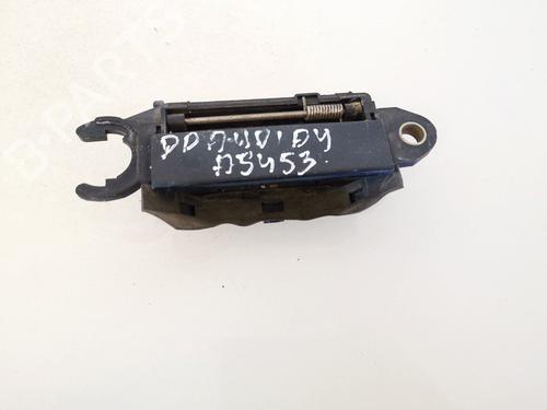front-right-exterior-door-handle-audi-a4-b5-8d2-1994-1995-1996-1997-1998-1999-2000-2001-35612529 main image