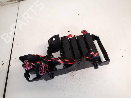 Fuse box AUDI Q5 (8RB) 3.2 FSI quattro | BP32595546E1