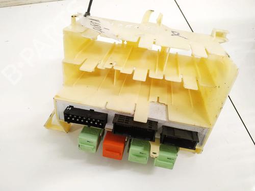 Used Fuse box BMW 3 (E46) 330 d (184 hp) 32897636