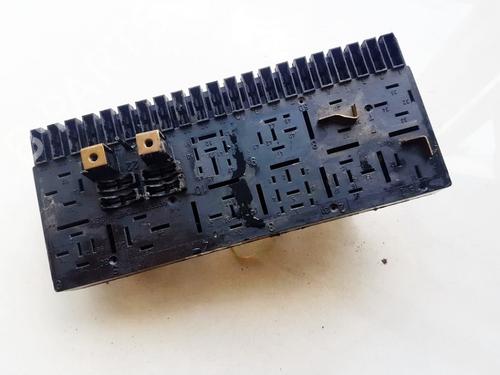 Used Fuse box Fuse box AUDI 80 B3 Saloon (893, 894, 8A2) 1.8 (75 hp) 33524427 33524427