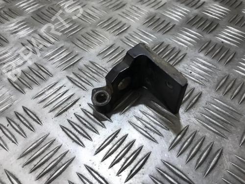 hingedoor-check-strap-audi-a4-b5-8d2-1994-1995-1996-1997-1998-1999-2000-2001-33492075 main image