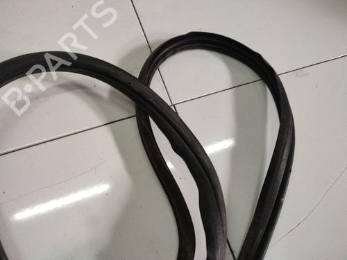 Gummiliste PEUGEOT 807 (EB_) 2.2 HDi | BP34980103C142 - Image 3