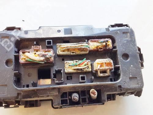 Used Fuse box Fuse box HONDA STREAM (RN) 1.7 16V (RN1) (125 hp) 33526341 33526341