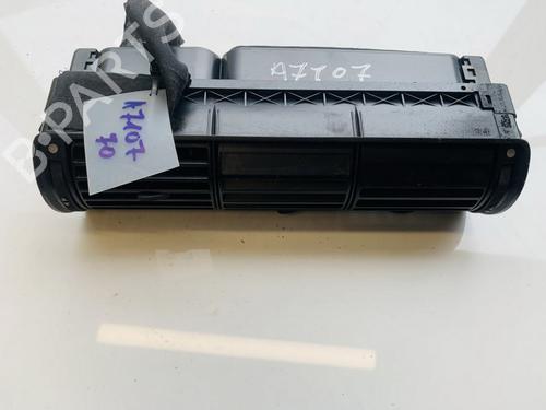 air-vent-audi-a4-b5-8d2-1994-1995-1996-1997-1998-1999-2000-2001-32877434 main image