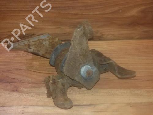 Used Engine mount Engine mount MAZDA 323 C IV (BG) 1.3 16V (BG3S) (73 hp) 33481583 33481583