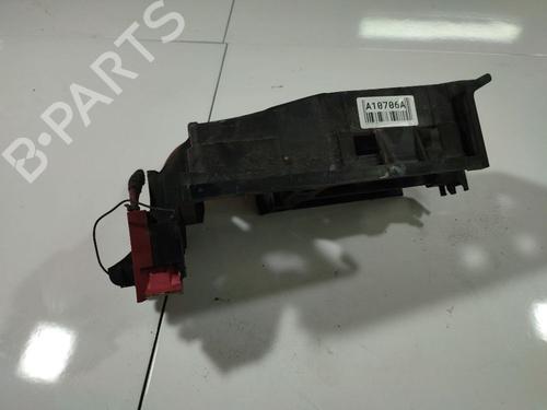 Used Fuse box OPEL ASTRA H (A04) 1.7 CDTI (L48) (100 hp) 32554181