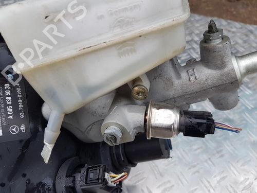 brake-master-cylinder-mercedes-benz-c-class-t-model-s203-2001-2002-2003-2004-2005-2006-2007-35667518 main image
