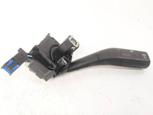 Used Warning switch Warning switch VW GOLF V (1K1) 1.4 16V (75 hp) 35247742 35247742