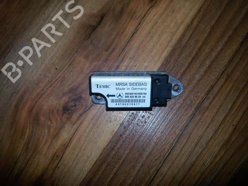 Used Electronic module Electronic module MERCEDES-BENZ C-CLASS (W203) C 180 Kompressor (203.046) (143 hp) 33497258 33497258