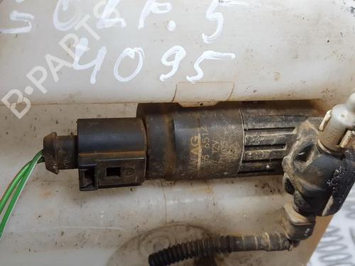 Used Washer pump Washer pump MAZDA 626 V (GF) 1.8 (GF8P) (90 hp) 35706108 35706108