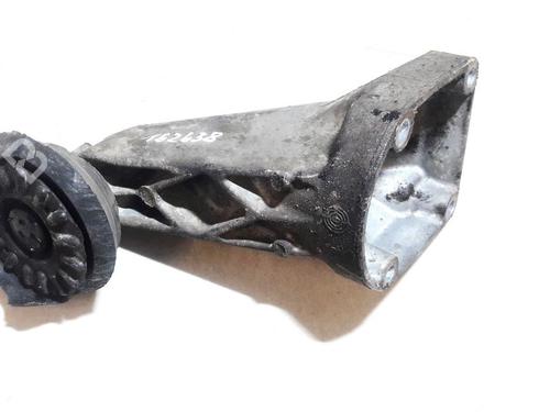 Used Engine mount Engine mount MERCEDES-BENZ C-CLASS (W203) C 200 Kompressor (203.042) (163 hp) 33069958 33069958