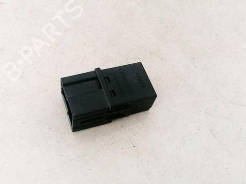 Used Electronic sensor Electronic sensor VOLVO V40 Estate (645) 1.9 TD (90 hp) 33072794 33072794