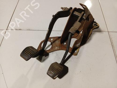 pedal-ford-transit-van-fa_-_-2000-2001-2002-2003-2004-2005-2006-34910548 main image