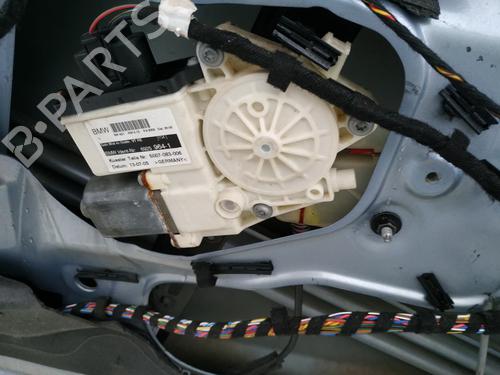 Right front window motor BMW X3 (E83) 2.0 d | BP35574507E20 - Image 3
