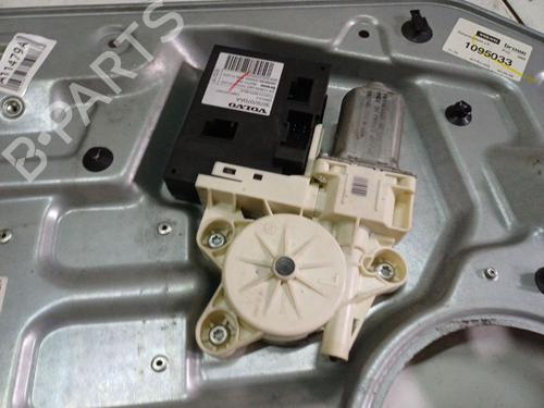 Left front window motor VOLVO V50 (545) 2.0 D | BP36587370E21 - Image 3