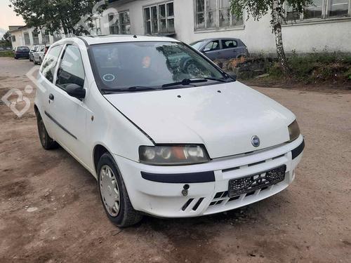 Brugte FIAT PUNTO (188_) 1.2 60 (188.030, .050, .130, .150, .230, .250) (60 hp) 4470431