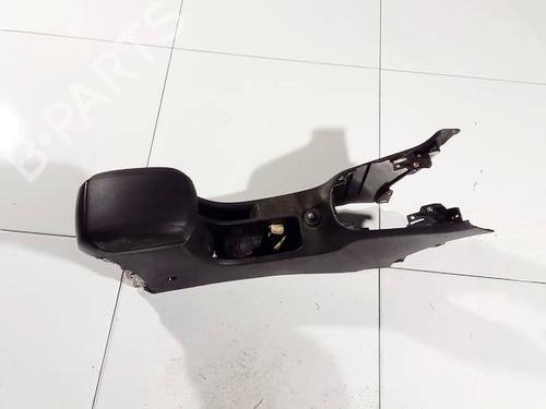 Used Armrest / Center console Armrest / Center console CHEVROLET CRUZE (J300) 2.0 CDI (150 hp) 35083318 35083318