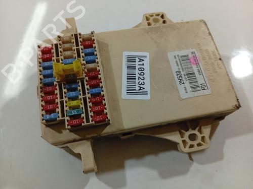 Used Fuse box HYUNDAI i30 (FD) 1.6 CRDi (90 hp) 32550061
