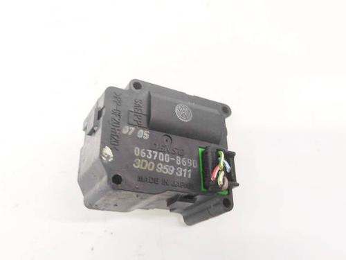 Used Electronic module Electronic module VW PHAETON (3D1, 3D2, 3D3, 3D4, 3D6, 3D7, 3D8, 3D9) 3.0 V6 TDI 4motion (224 hp) 32942532 32942532