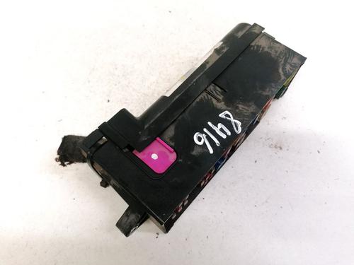 fuse-box-vw-touran-1t1-1t2-2003-2004-2005-2006-2007-2008-2009-2010-2011-32915365 main image