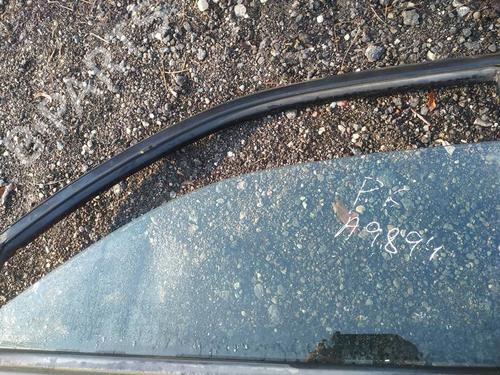 Used Front left door window Front left door window 35107002 35107002