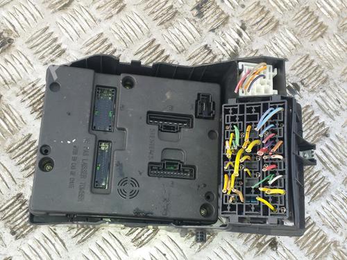 Used Fuse box Fuse box RENAULT SCÉNIC I MPV (JA0/1_, FA0_) 1.9 dCi RX4 (101 hp) 33492119 33492119