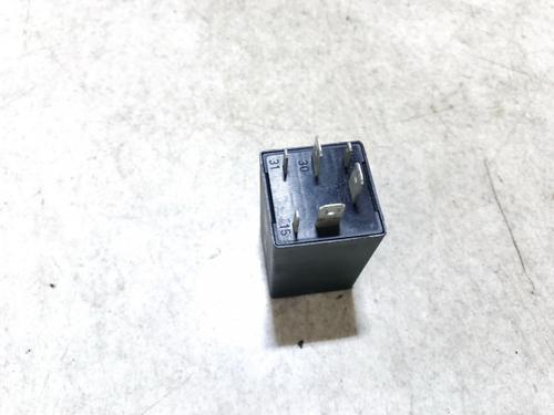 Electronic sensor VW PASSAT B5 Variant (3B5) 1.9 TDI | BP33529710M84 - Image 2