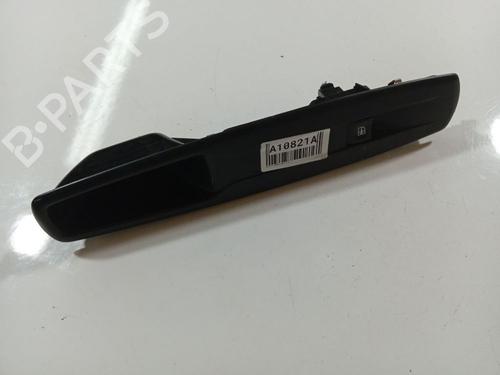 Used Switch Switch RENAULT SCÉNIC III (JZ0/1_) 1.5 dCi (110 hp) 32543688 32543688