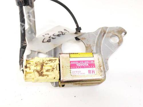 Used Electronic module Electronic module TOYOTA RAV 4 II (_A2_) 2.0 D 4WD (CLA20_, CLA21_, CLA20R, CLA21R) (116 hp) 32958054 32958054
