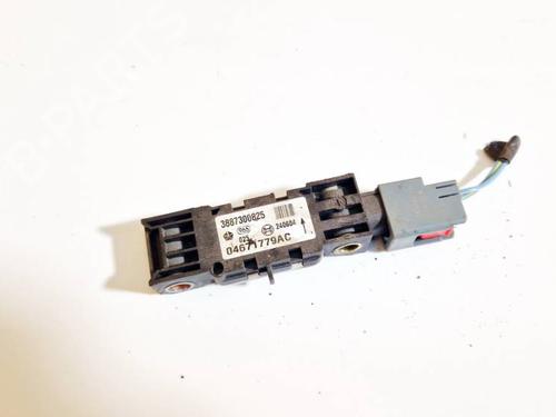Used Electronic module Electronic module CHRYSLER VOYAGER IV (RG, RS) 2.4 (147 hp) 32570873 32570873