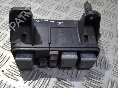Used Fuse box Fuse box TOYOTA AVENSIS VERSO (_M2_) 2.0 D (CLM20_, CLM20R) (116 hp) 33501970 33501970
