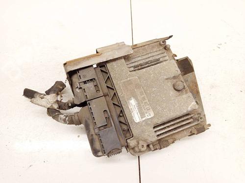Used Engine control unit (ECU) Engine control unit (ECU) SKODA OCTAVIA II (1Z3) 2.0 TDI (140 hp) 34712530 34712530