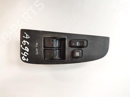 Used Switch Switch TOYOTA AVENSIS (_T25_) 2.0 D-4D (ADT250_, ADT250R) (126 hp) 32899402 32899402
