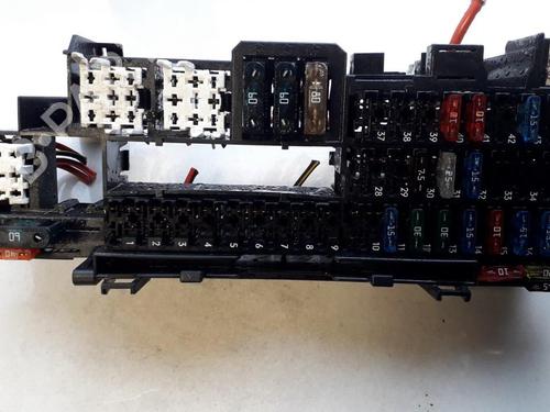 Used Fuse box Fuse box MERCEDES-BENZ A-CLASS (W168) A 170 CDI (168.008) (90 hp) 33515055 33515055