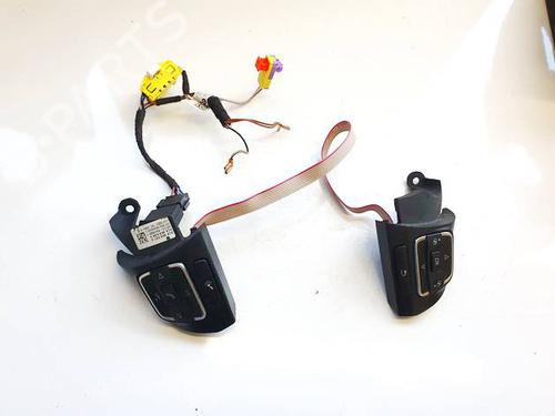 steering-wheel-controls-vw-passat-b7-362-2010-2011-2012-2013-2014-2015-2016-36959605 main image