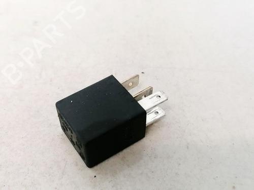 Electronic sensor OPEL ZAFIRA A MPV (T98) 2.0 DI 16V (F75) | BP33067869M84 - Image 3