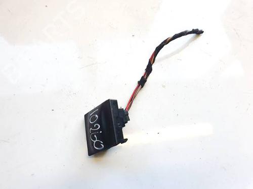 Electronic module SKODA YETI (5L) 2.0 TDI | BP35028809M83 - Image 2